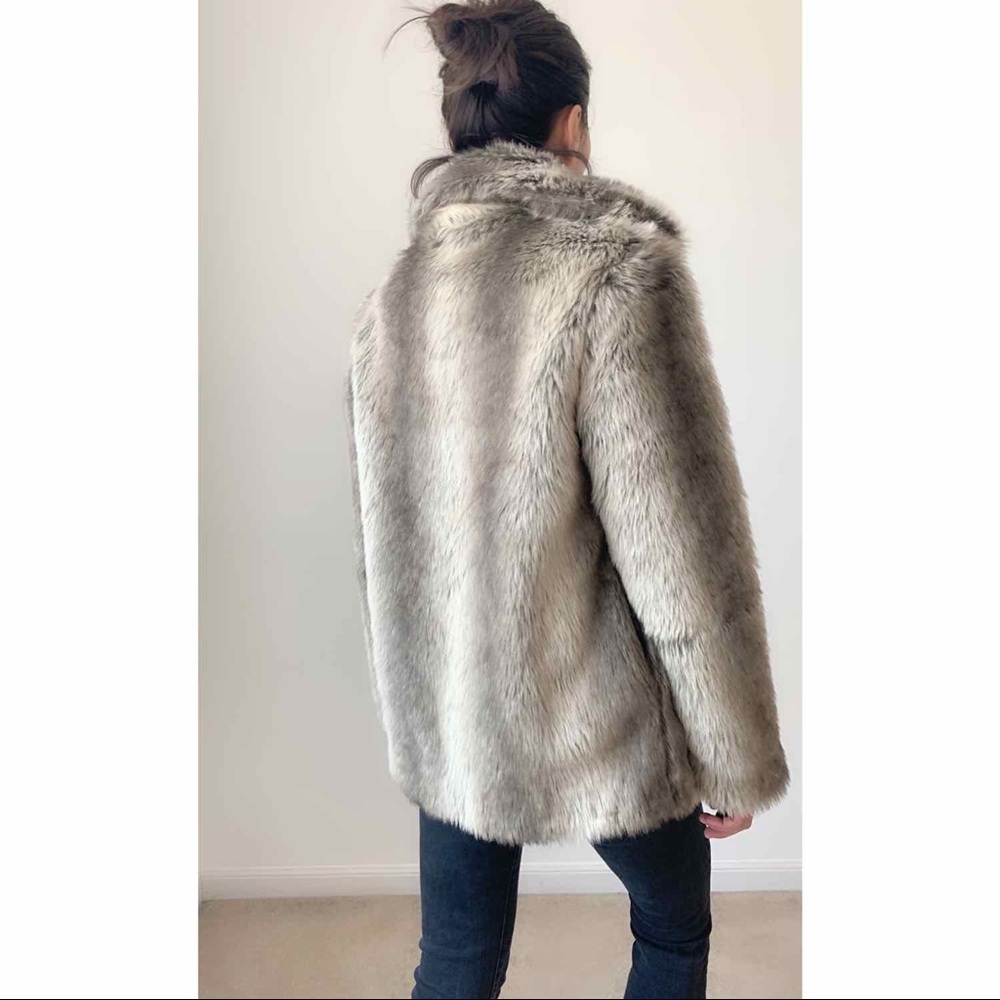 FAUX FUR COAT - Picture 3 of 9